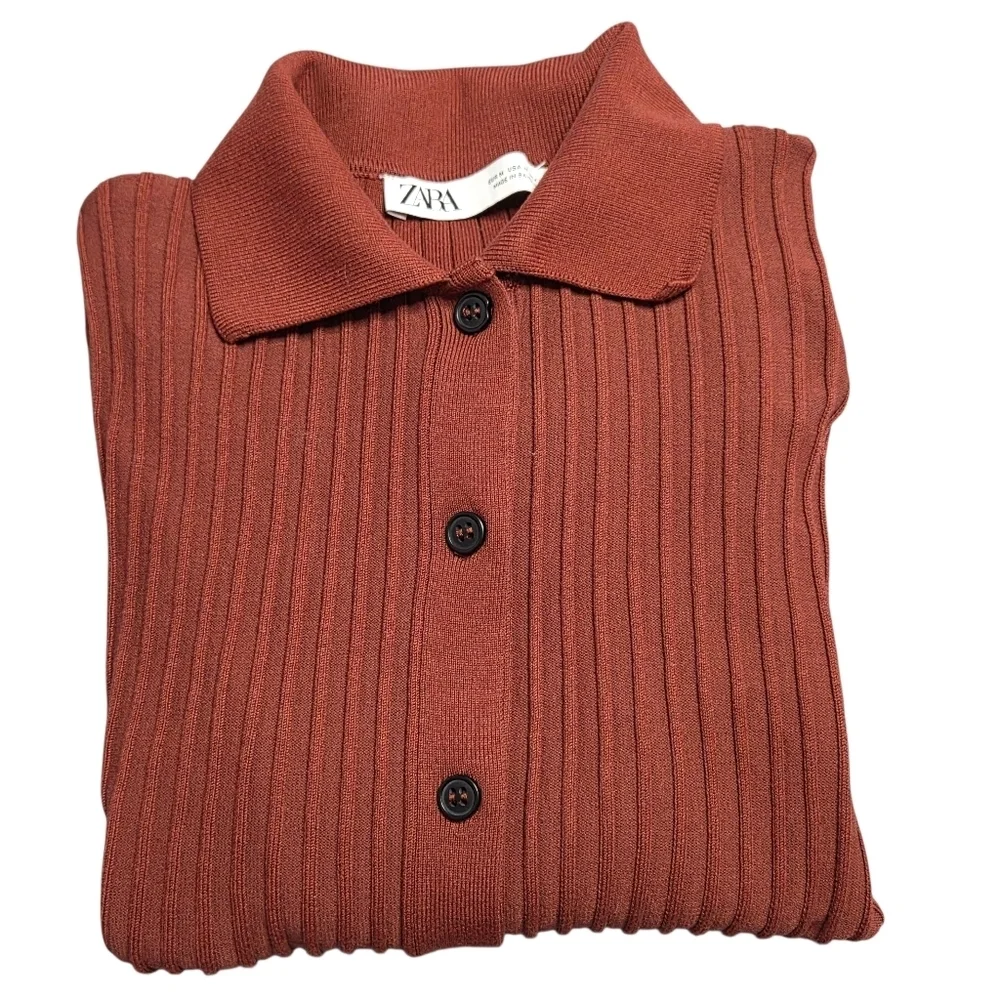 Zara Ribbed Knit Top Long Sleeved Sweater Button Front Brick Red Medium